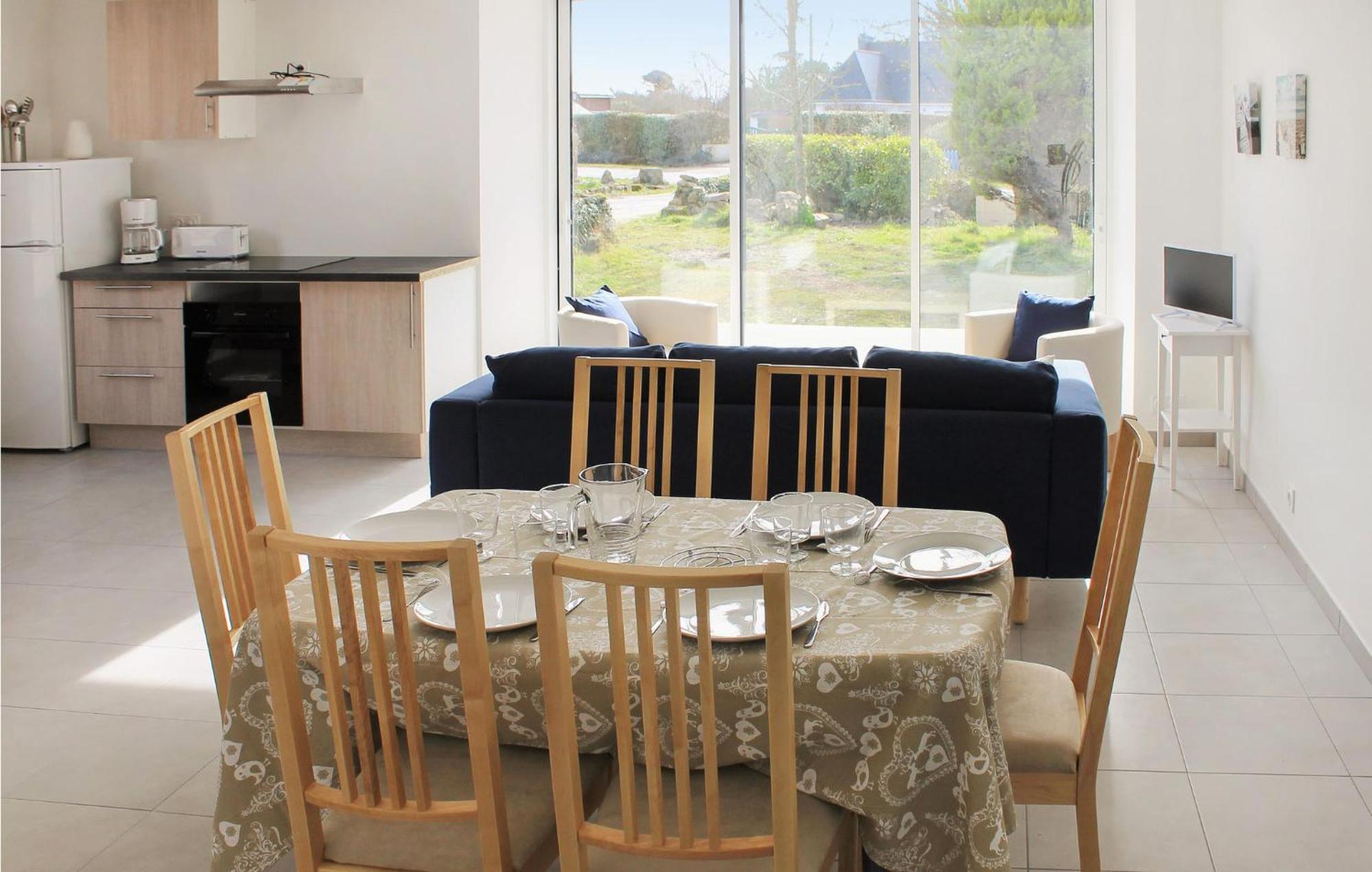 Beautiful Home In Erdeven With Kitchenette 외부 사진